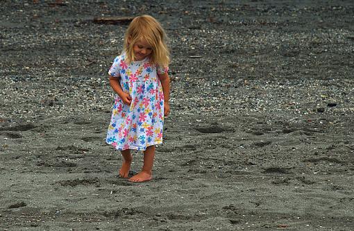 Beach girl-beach-girl.jpg