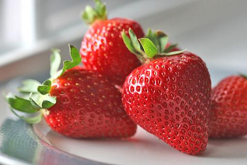 Rainy Day Boredom - A few from today-strawberries-800.jpg