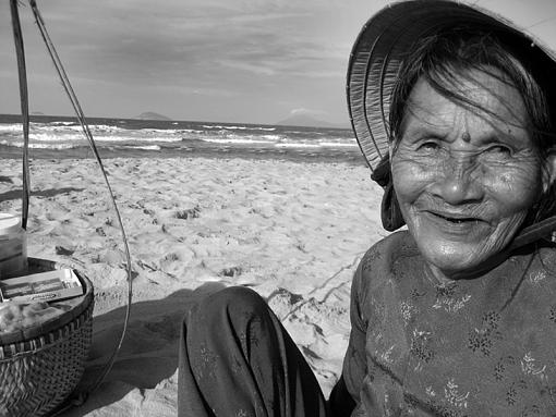 beach waitress-beach-waitress.jpg