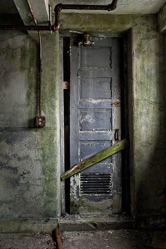 The Sealed Door-20081013-8903.jpg