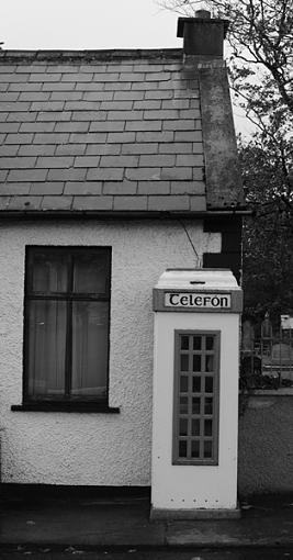 Co Donegal, Ireland-phonebox.jpg