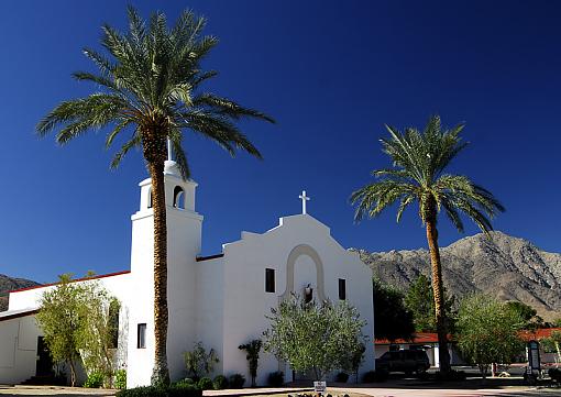 The Desert Church -- Exterior-_dsc1140_px800.jpg