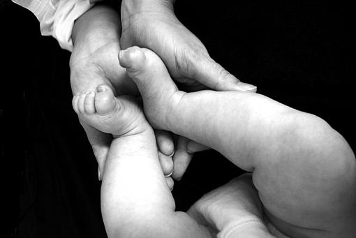Mommy Hands and Baby Feet-pict0077_adjust.jpg