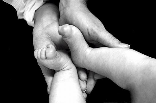 Mommy Hands and Baby Feet-pict0077_adjust.jpg