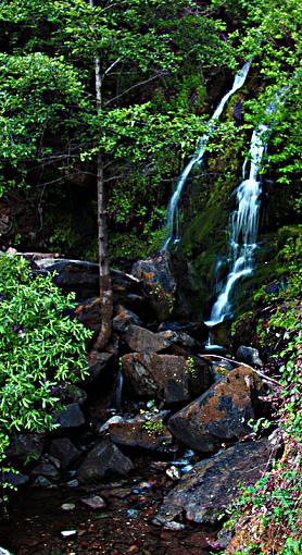 Waterfall-yjwaterfall800-1.jpg
