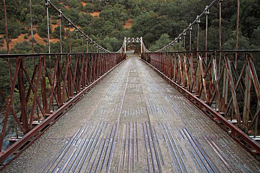 Old Bridges..I love em-yankee-jim-bridge.jpg