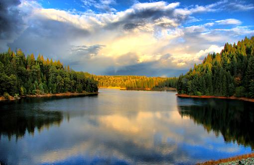 High Elevation Lake/Reflection/Clouds-img_0434_10-05.jpg