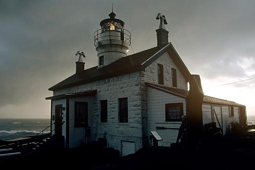 Crescent City Battery Point Lighthouse-crescentcitylighthouse_1_dec2009_edit1_px800.jpg