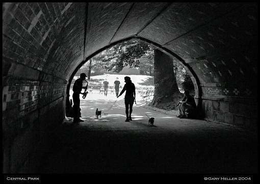 Central Park. . .life under the arch-archcentralpark0904-082602xbwweb.jpg