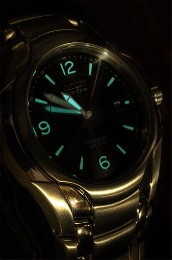 watch-glowingwatch.jpg