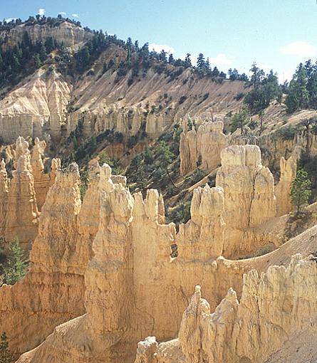 Bryce Canyon, Utah-castle-fairy-land-closer-view.jpg