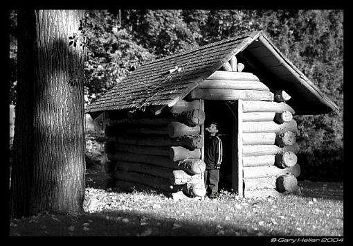 The Little Cabin  b&amp;w-loghouse1004-121503xbw2web.jpg