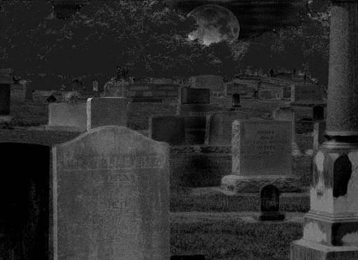 Halloween cemetary-haunted-cemetary-moon-small.jpg