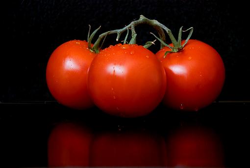 Still life  - tomatoes-096-tomatos-photoreview.jpg