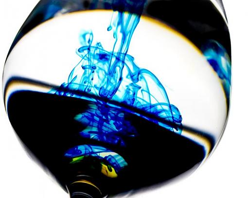 Black Line Glass-riley_michael_20110916_1716-edit.jpg