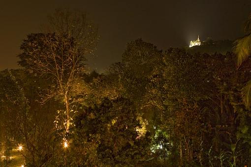 Night temple-luang-prabang-nightsmall.jpg