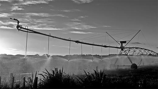 Irrigator-irigator.jpg