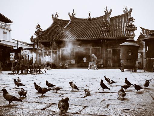 A very old Chinese Temple-second-critiquep1050084.jpg