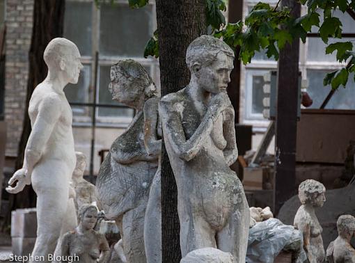 surplus statuary-budapest-museum-yard.jpg