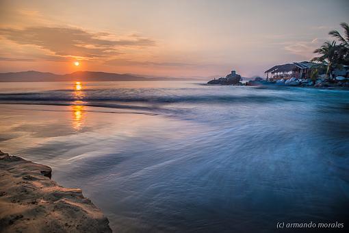 Beach sunrise-_dsc8269-2.jpg