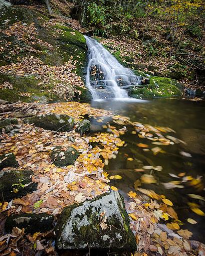 Crabtree Falls Cascades-crabtree-falls-lowest-whirl.jpg