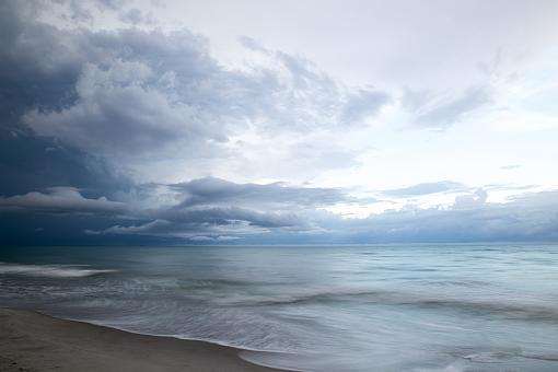 Storm Clouds A Comin'-img_8732.jpg