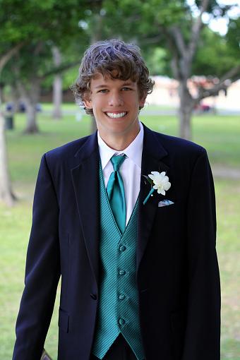 Prom-img_2203-1.jpg