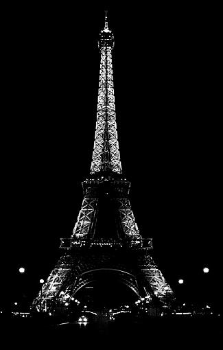 Eiffel Tower At Night-night-eifel-tower-2_zps06a01ac5.jpg