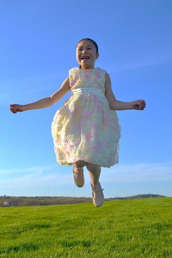 Tenth Post (DMG) Jumping Girly Girl-amaya-jump-1e.jpg