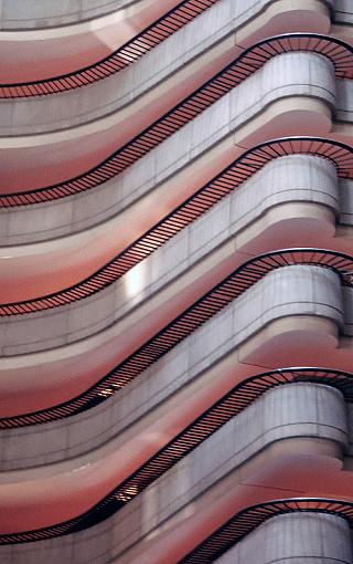 Curves-hotel.jpg