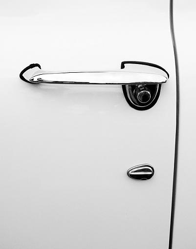 Handle and Curve-car-door.jpg