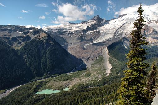 February Photo Project: Lanscapes-dsc_5335_mtrainier07_smll.jpg