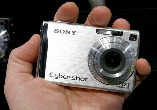 Sony DSC-W200, W90, W80-sony-w200-1.jpg