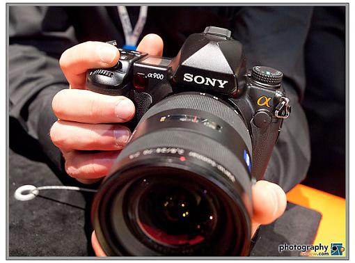 A Little Hands-On With The A900-sony_a900_pma09_600.jpg
