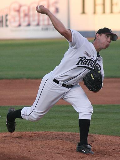 Wisconsin Timber Rattlers Baseball Pictures-windup-trat.jpg