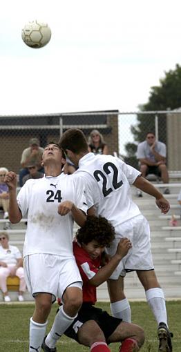 HS Boys Soccer-091705-091.jpg