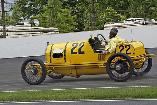Some Vintage Indy-052705-065.jpg