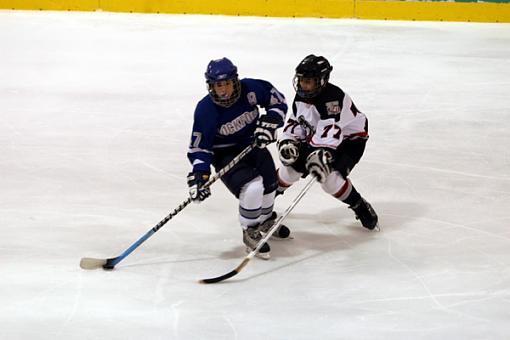 My hockey progression-huskiesseating-030web.jpg