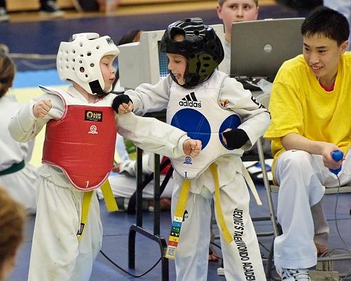 Taekwon-Do Tournament-taekwondo-trading-punches.jpg