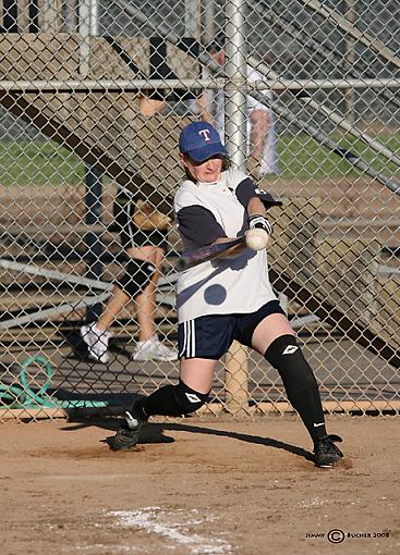 Lady's softball-jdb_8145_1.jpg