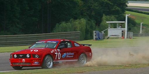 A few from todays practice at the track (leave wotk early Brad lol)-stang-70.jpg