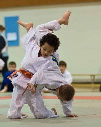 Some local Judo tournament shots-throw-6.jpg