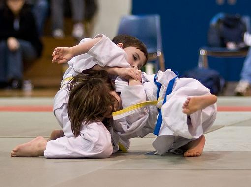 Some local Judo tournament shots-throw-9.jpg