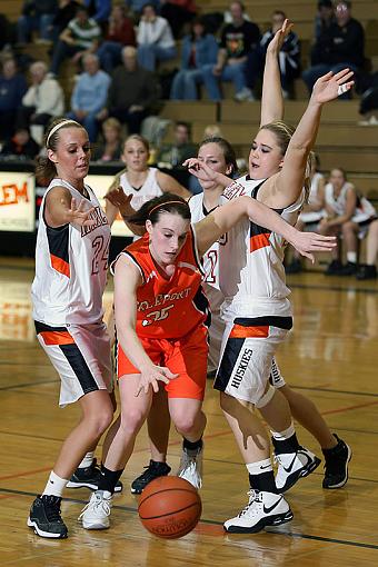 Strobed girls bball-3web1.jpg