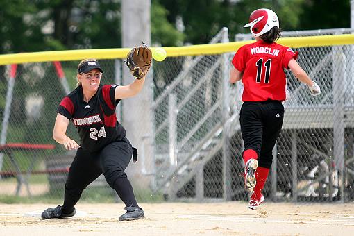 Pro softball-2web1.jpg