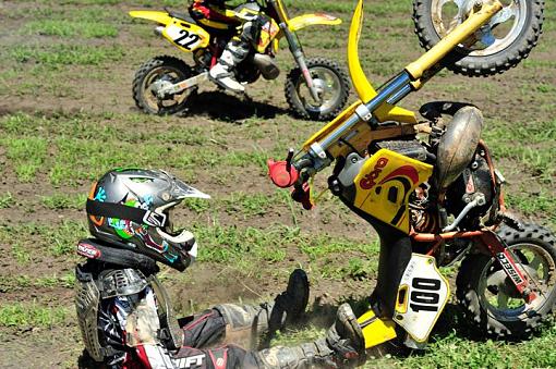 Motocross action-30884_1292646084041_1466949247_30620533_3390495_n.jpg