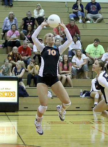 High ISO Volleyball with Noise Filter-img_1792web.jpg