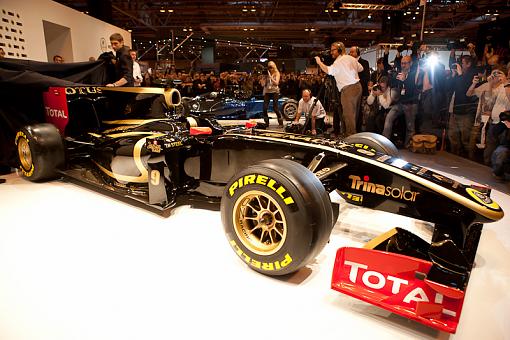 New Lotus Livery unvelied-_v9w8604.jpg