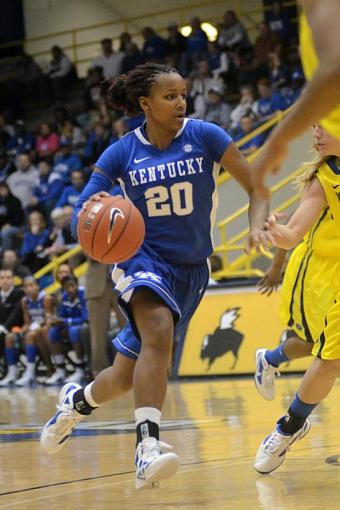 Women's NCAA Basketball-dsc_0398-2-1000.jpg