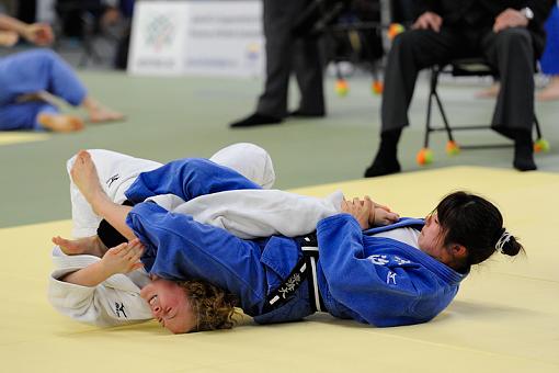 Judo tournament-arm-lock_021812_5161.jpg